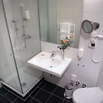 Отель Kraemer 3*