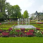 Отель Kraemer 3*