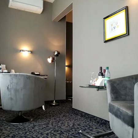 卡拉蒙拓普酒店