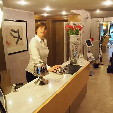 酒店 卡拉蒙拓普酒店 3*